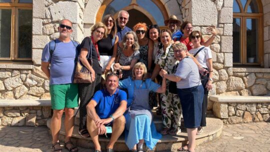 Peregrinos salesianos conocen el santuario de Medjugorje